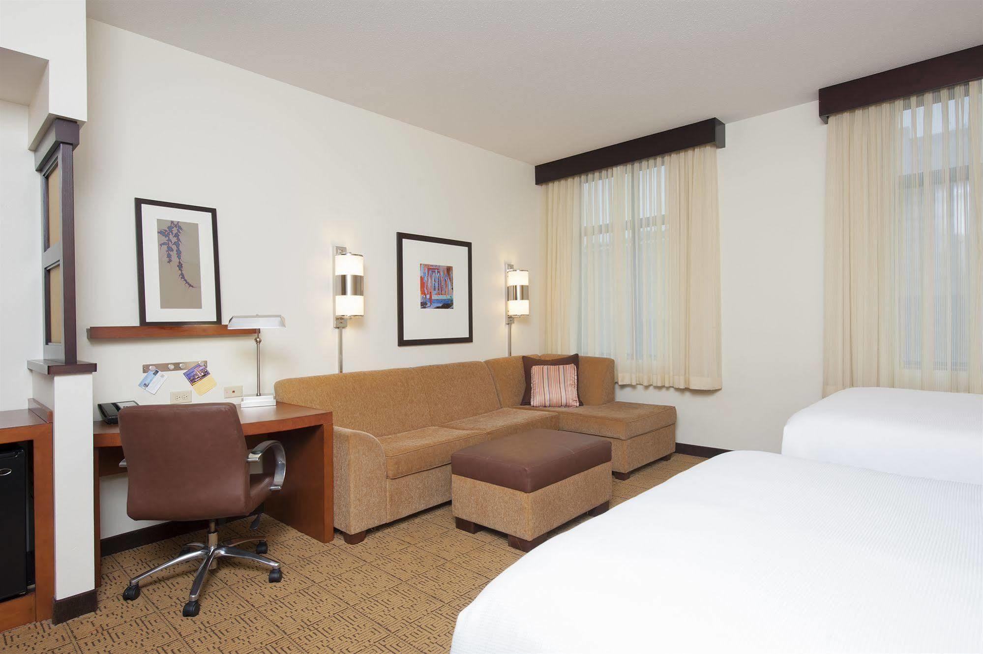 Hyatt Place Des Moines Downtown Exterior foto