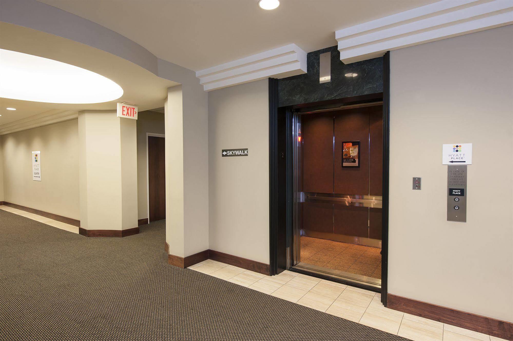 Hyatt Place Des Moines Downtown Exterior foto